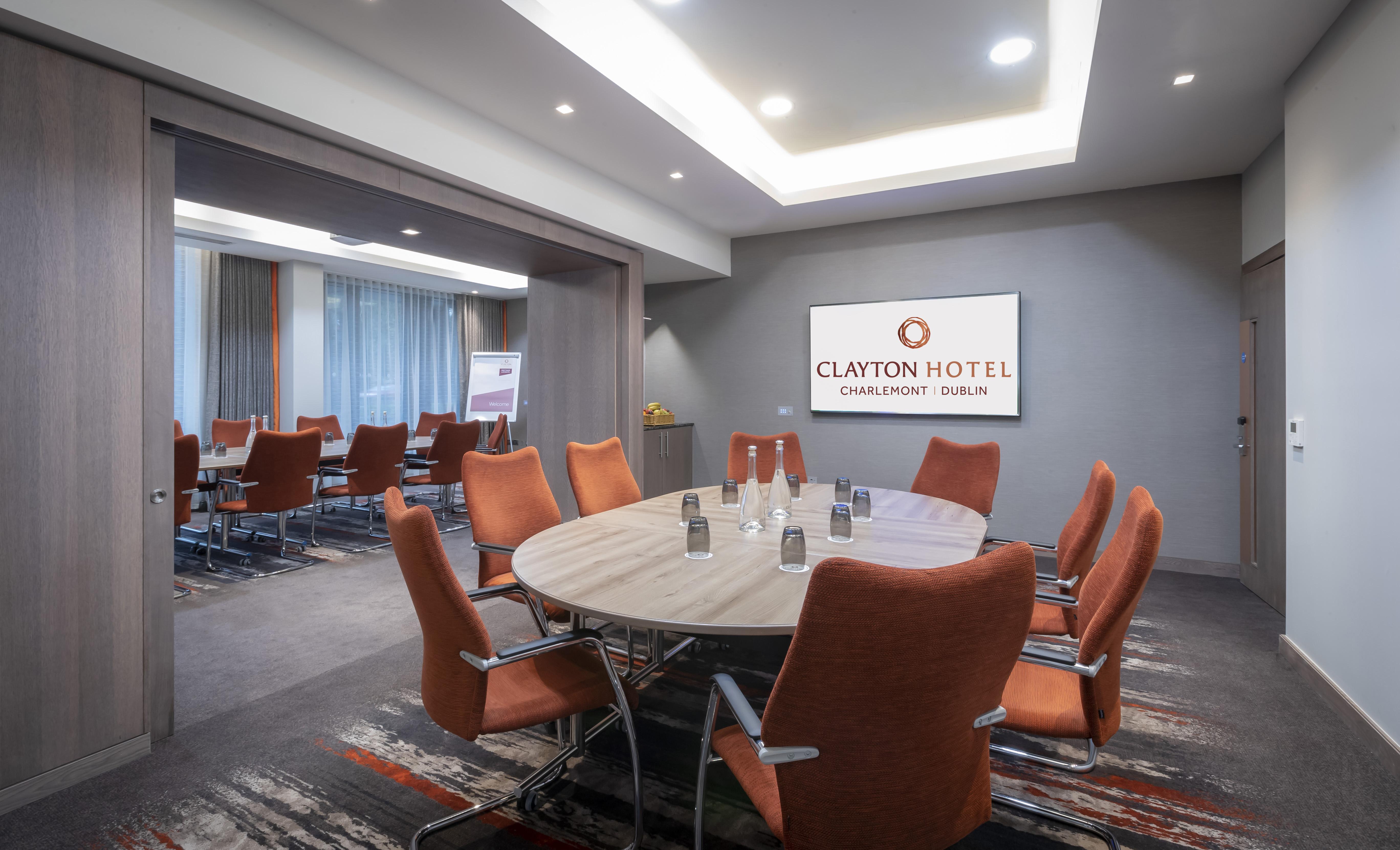 Clayton Hotel Charlemont Dublin City — Fotos 1